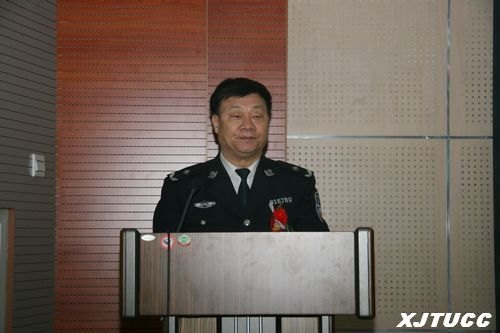 “忠诚路,和谐情”书画摄影联展在西安交通大学城市学院成功举办