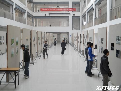 分享青春?炫我社彩:西安交通大学城市学院2011社团文化博览活动圆满落幕