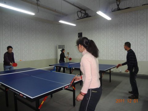 体验运动的乐趣,感受休闲的愉悦——记“教工之家”活动室