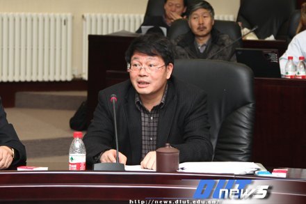 学校审议并原则通过“十二五”各单项规划