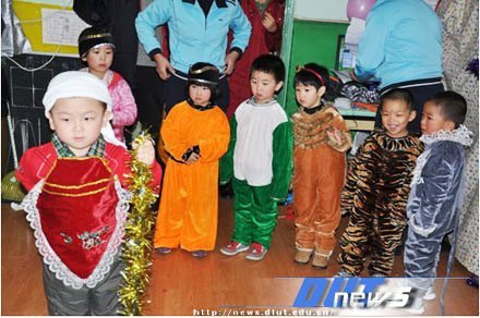 喜迎2012—各单位举行2012年新年联欢会