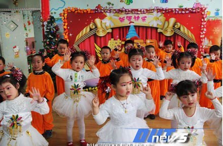 喜迎2012—各单位举行2012年新年联欢会