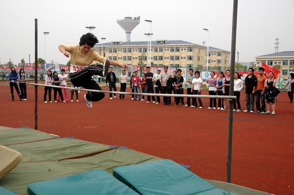 第三届校运会聚焦报道——“移动杯”第三届校运会隆重开幕