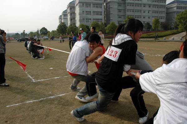 第三届校运会聚焦报道——“移动杯”第三届校运会隆重开幕
