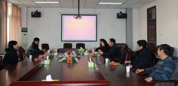 省教科文卫体工会领导来许昌学院慰问并指导工作