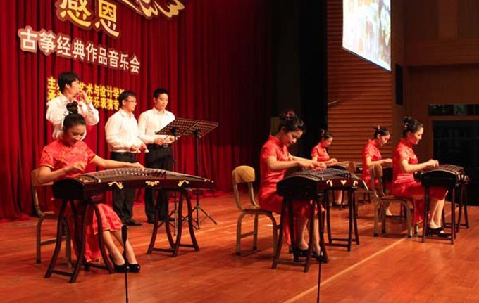 毕业歌·感恩——河源职业技术学院举行09级音乐表演专业音乐会