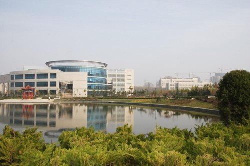特稿:爱心学院打造商院学子成才摇篮