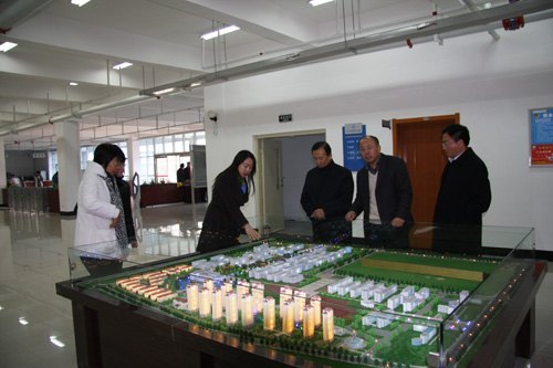 烟台南山学院郝宪孝院长来山东商务职业学院考察交流