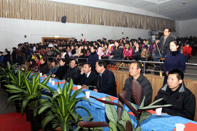石家庄职业技术学院隆重举办2012新年联欢晚会