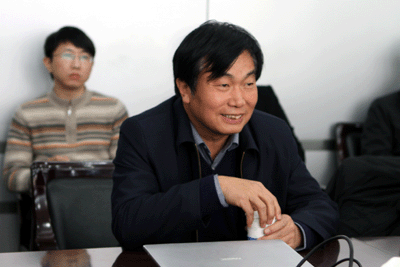 省人社厅副厅长赵新喜陪同新疆巴州副州长乌音山莅临石家庄职业技术学院考察新疆班培训工作