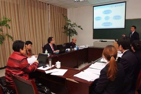 评估专家莅临学院罗江校区考察指导