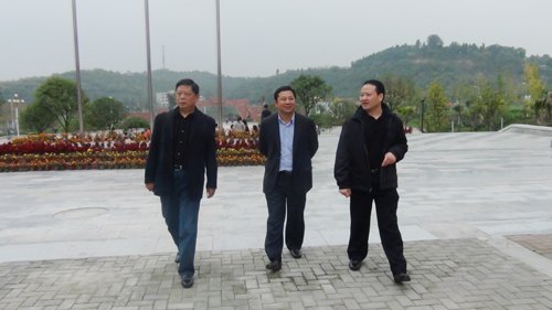 四川省教育考试院副院长张刚来四川警安职业学院视察指导工作