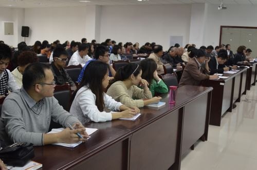 学院举行2011年说课示范活动