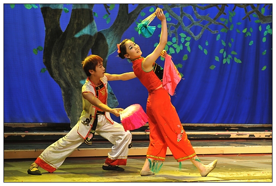晋中市十台大戏闹新春之小花戏专场演出成功
