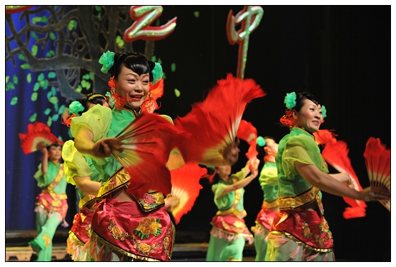 晋中市十台大戏闹新春之小花戏专场演出成功