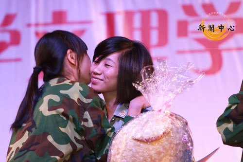 【组图】江汉大学文理学院2011年迎新晚会隆重举行