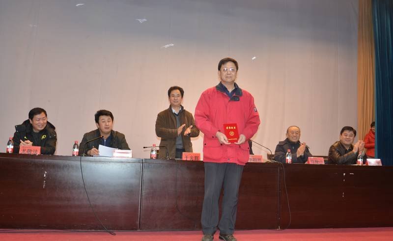 烟台大学文经学院隆重表彰2011年度先进集体和优秀个人