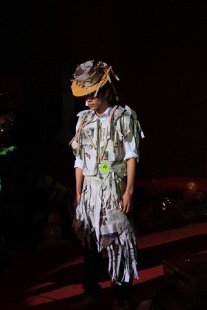 长春建筑学院举办首届“长春建筑学院杯”环保作品时装大赛