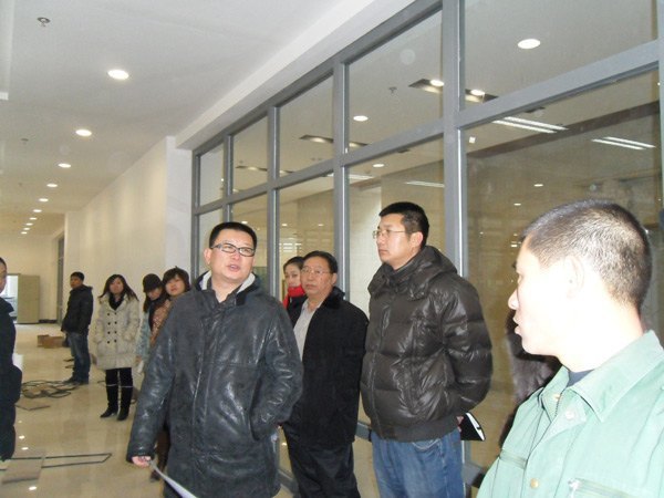 长春建筑学院召开图书馆建设、采购情况现场汇报会