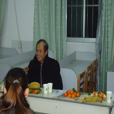 秀灵校区召开2012年寒假留校学生座谈会