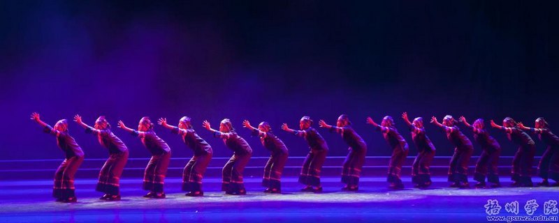 梧州学院舞蹈《守望》在全国第三届大学生艺术展演活动中荣获一等奖和优秀创作奖