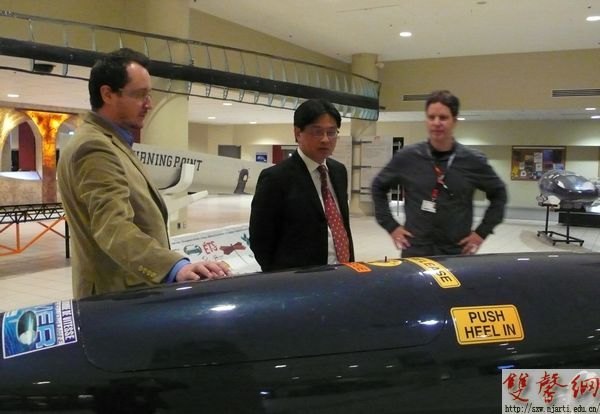 副院长刘伟冬一行赴加拿大魁北克大学、莫多斯学院访问