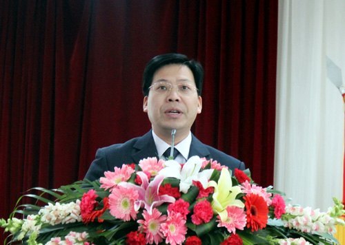 坚持科学发展 加快建设步伐 全力推进学校工作跃上新台阶——广西师范学院第五届第六次教代会暨第六届第六次工代会隆重召开