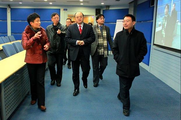 国务院学位办副主任孙也刚莅临重庆工商大学检查指导工作