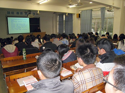 春回大地 花开砚园 新学期从今天开始