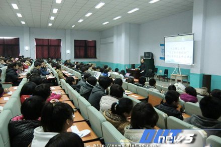 大连理工大学学子母校行(三)