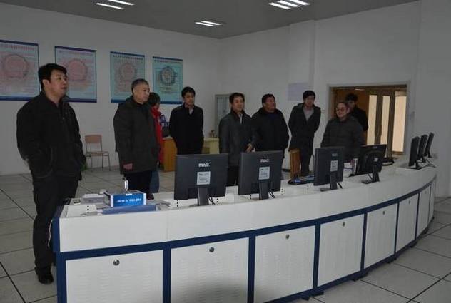 开学第一天,院领导巡视教学工作