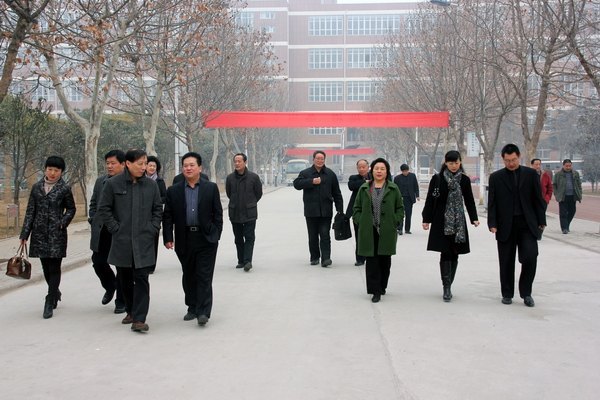 郑州市政协领导来郑州职业技术学院视察
