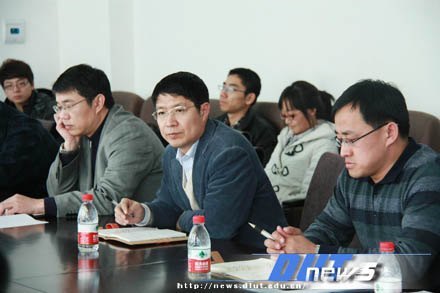 学生工作处召开少数民族学生工作座谈会