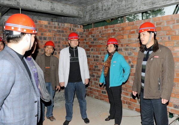 У��ί������������н�ʦ�������÷�����ԪУ��