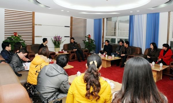 ����ί�쵼ݰ������ѧԺ���ָ����ѧ�ڹ����Ź���