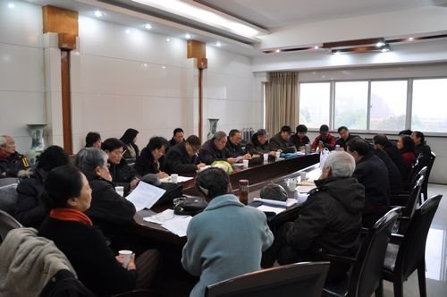 离退休工作处召开干部会议部署全年工作