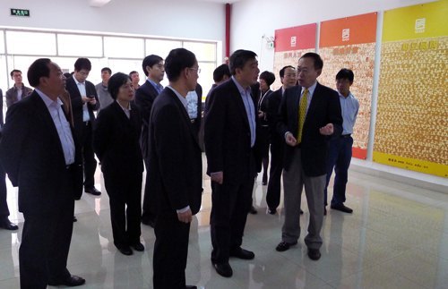 广东省副省长许瑞生同志来惠州学院视察