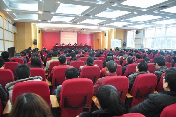 ѧУ�ٿ��ɲ��������������Ĺ��� �������