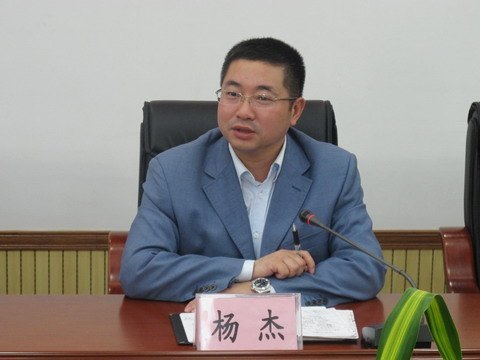 梧州学院召开2012年春季新学期学生工作干部大会