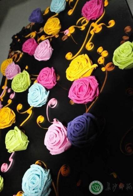 美术动画系学生纸艺作品展开展