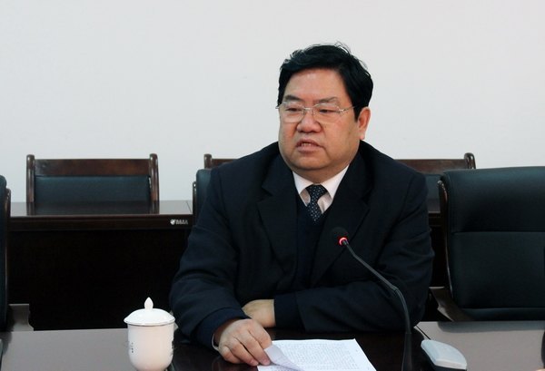 郑州市政协原主席杨惠琴一行来郑州职业技术学院考察