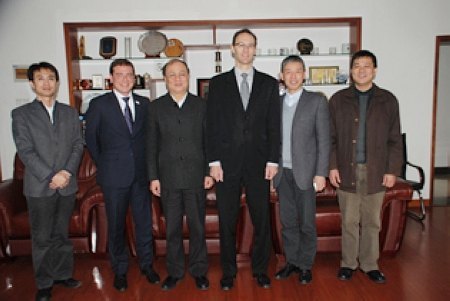 黄健柏常务副校长会见加拿大驻广州总领事Weldon Epp一行