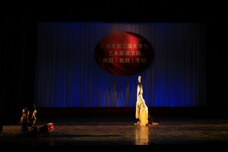 东华大学在全国第三届大学生艺术展演上海市活动中喜获佳绩