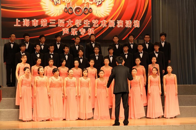 东华大学在全国第三届大学生艺术展演上海市活动中喜获佳绩