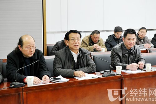 科技发展院常务副院长姜从盛首先全面汇报了学校2011