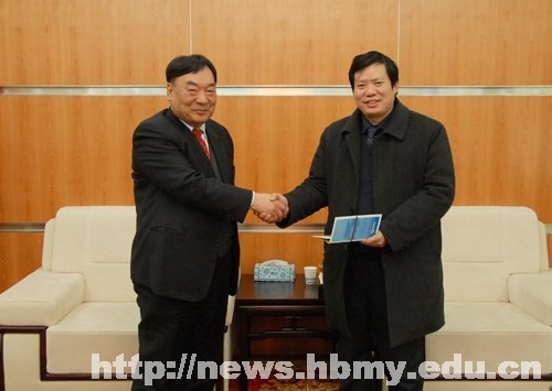 ����ƽ���������ɽ��ѧ��ԣ������һ��