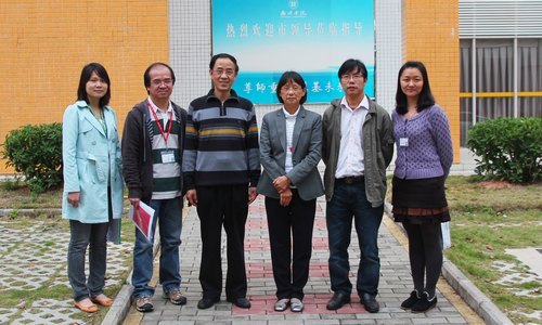 旭日集团董事副总经理张慧仪到服装系视察实验室建设工作