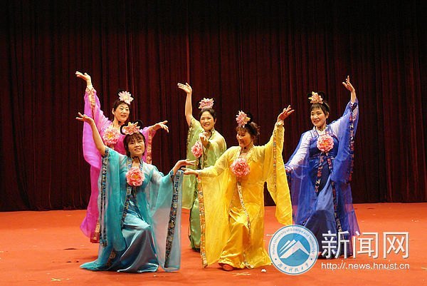 �����ѧ��Ϧ���족  ��ѧ����չ����