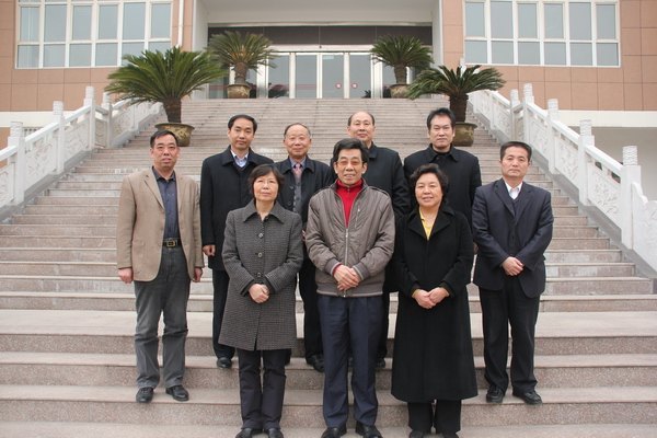 ֣�������������鳤�������ԭ��ԭ�˴�����ë��һ�е�У�Ӳ�