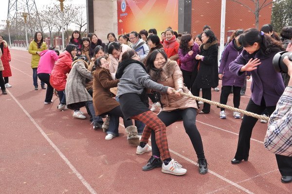 Ժ�쵼��ȫԺŮ�̹����ȡ����ˡ������Ͷ���Ů��